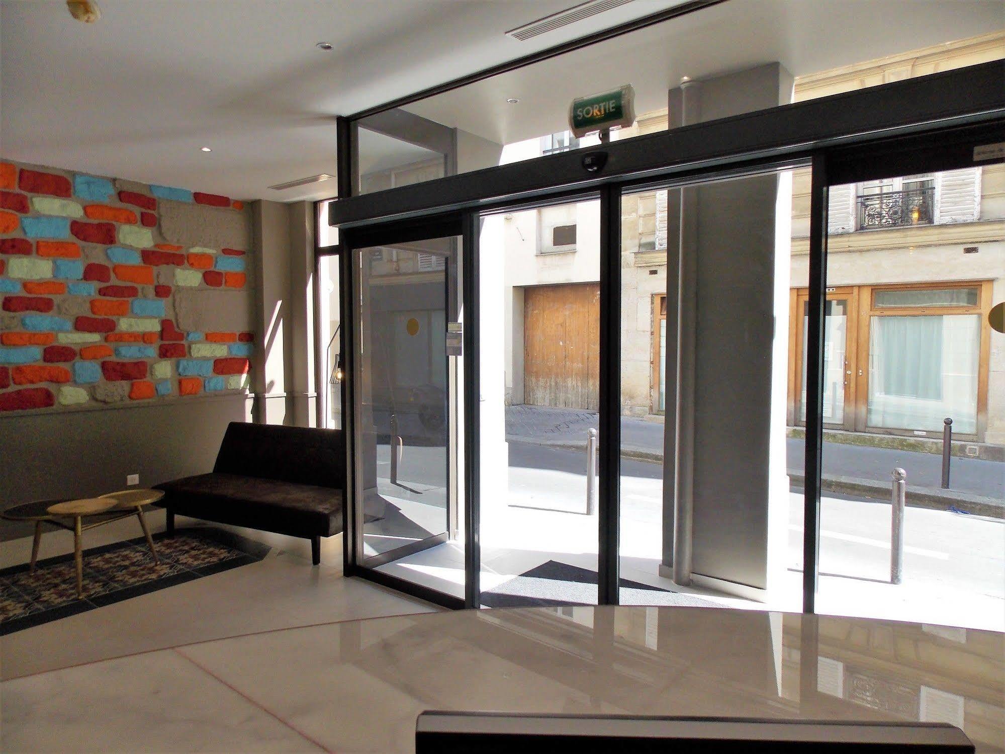 Excelsior Batignolles Hotell Paris Exteriör bild