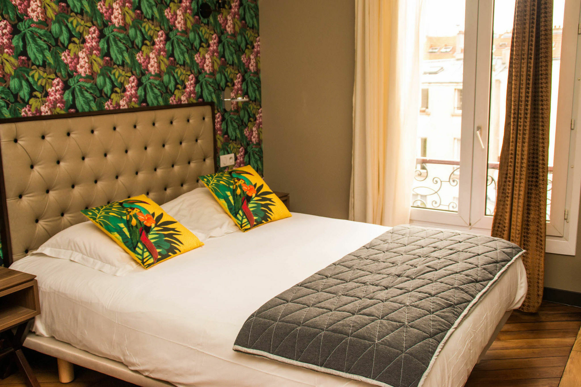 Excelsior Batignolles Hotell Paris Exteriör bild